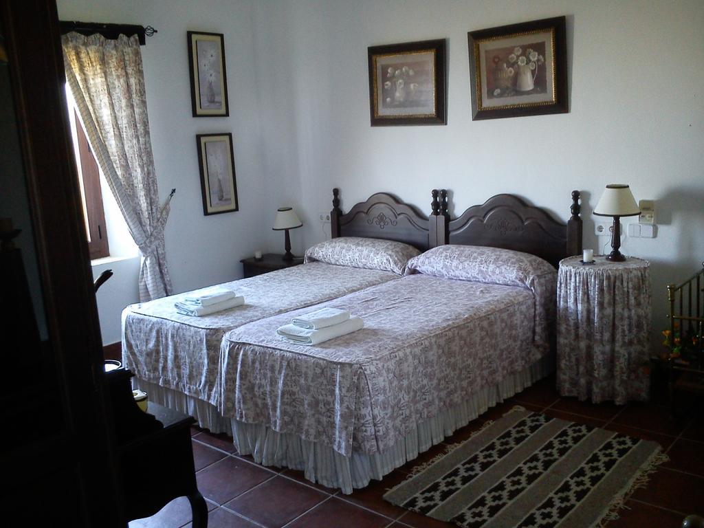 Posada Rural La Corbera Utrera Habitación foto